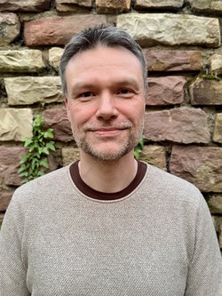 Simon Schwarz